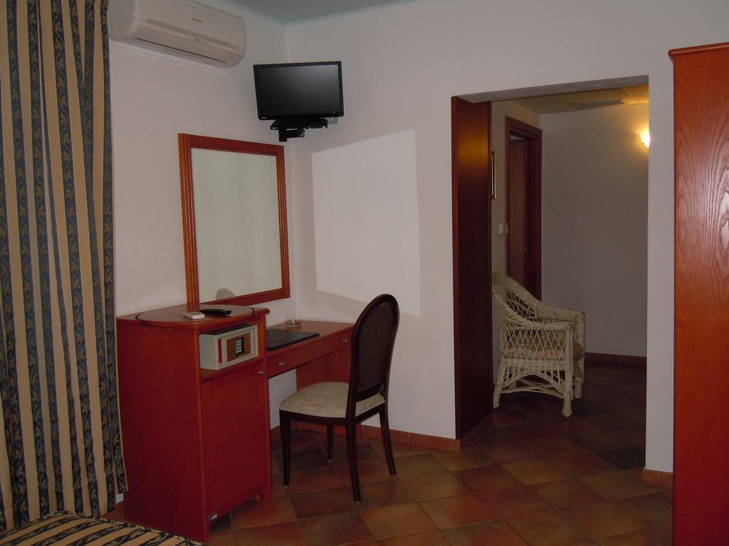 Il Castello Hotel Villaputzu Cameră foto